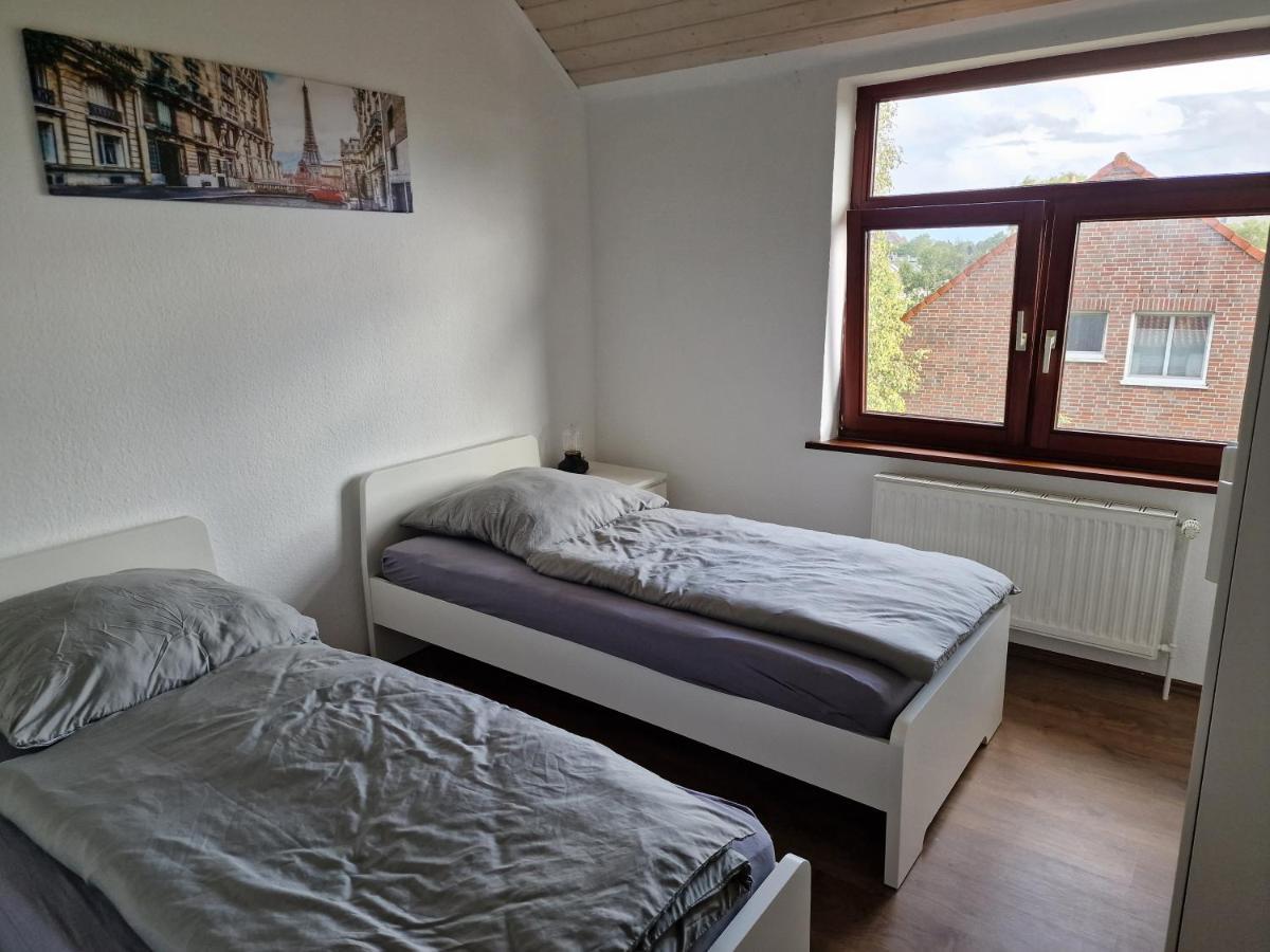 98Qm Wohnung Im Villenviertel - Voll Ausgestattet Mit Balkon Und Kamin - Wlan Gratis Wilhelmshaven Luaran gambar