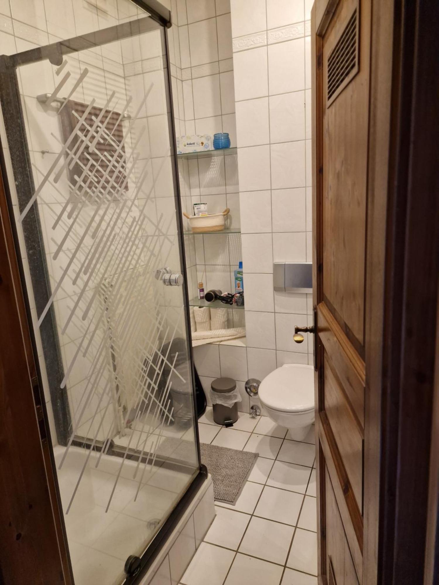 98Qm Wohnung Im Villenviertel - Voll Ausgestattet Mit Balkon Und Kamin - Wlan Gratis Wilhelmshaven Luaran gambar